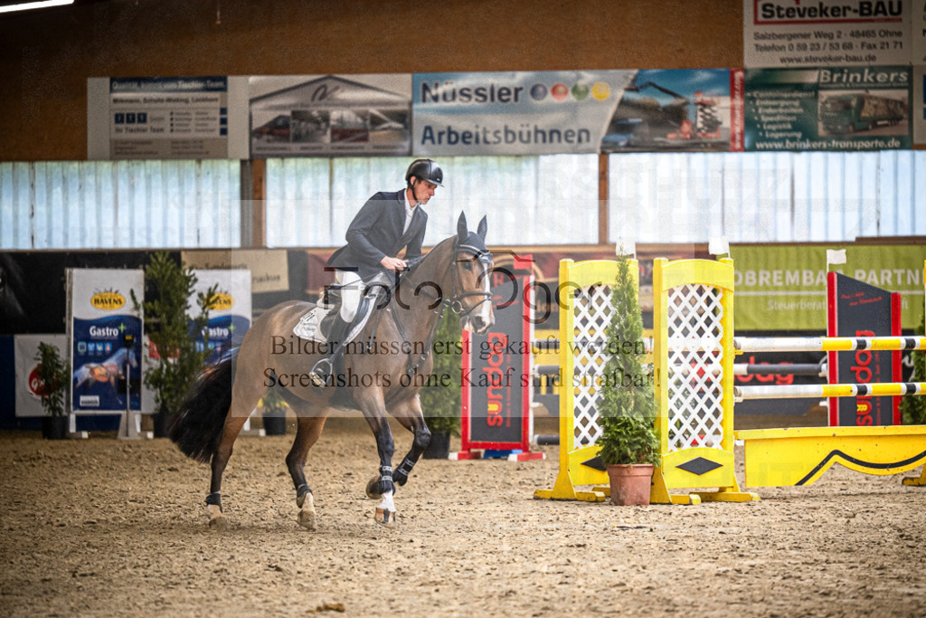 DOS_1810 | Entdecke hochwertige Reitturnierfotos von Foto Oger. Professionell, emotional und authentisch – jetzt Lieblingsmomente im Shop bestellen.Deutschlandweite Turnierfotografie. - Realisiert mit Pictrs.com