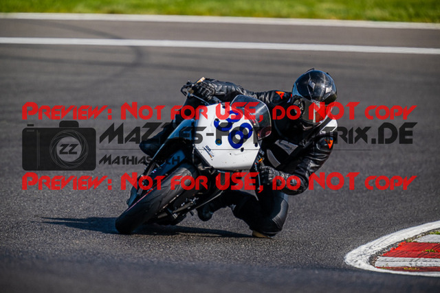 MaZZes_FotoMatrix_220506_97068 | Fotograf Mathias Schmid
Sportfotograf,
Eventfotograf,
Hochzeitsfotograf,
Portraitfotograf