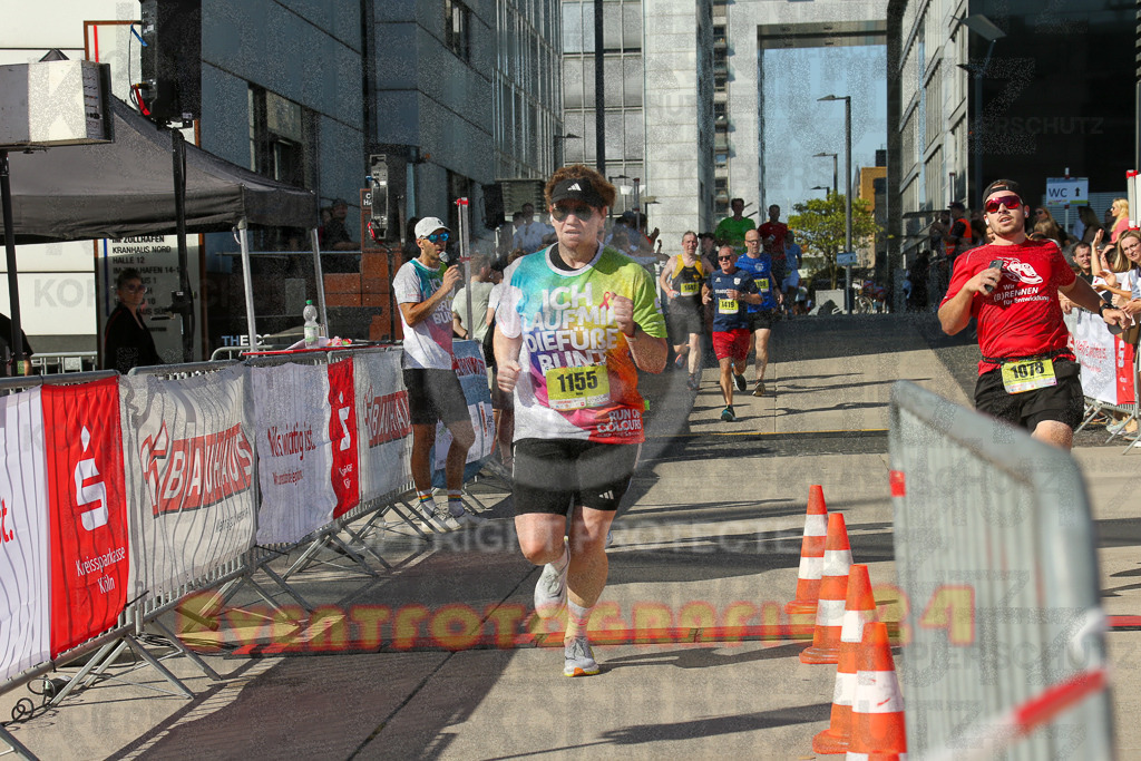 240921_1522_EX1_5321 | Sportfotografie im Rhein-Sieg Kreis, Köln, Bonn, NRW, Rheinland Pfalz, Hessen, etc. Unser Tätigkeitsfeld umfasst den Laufsport vom Volkslauf über den Marathon, Duathlon, Triathon bis zum Ultralauf wie Kölnpfad Ultra oder Schindertrail.
