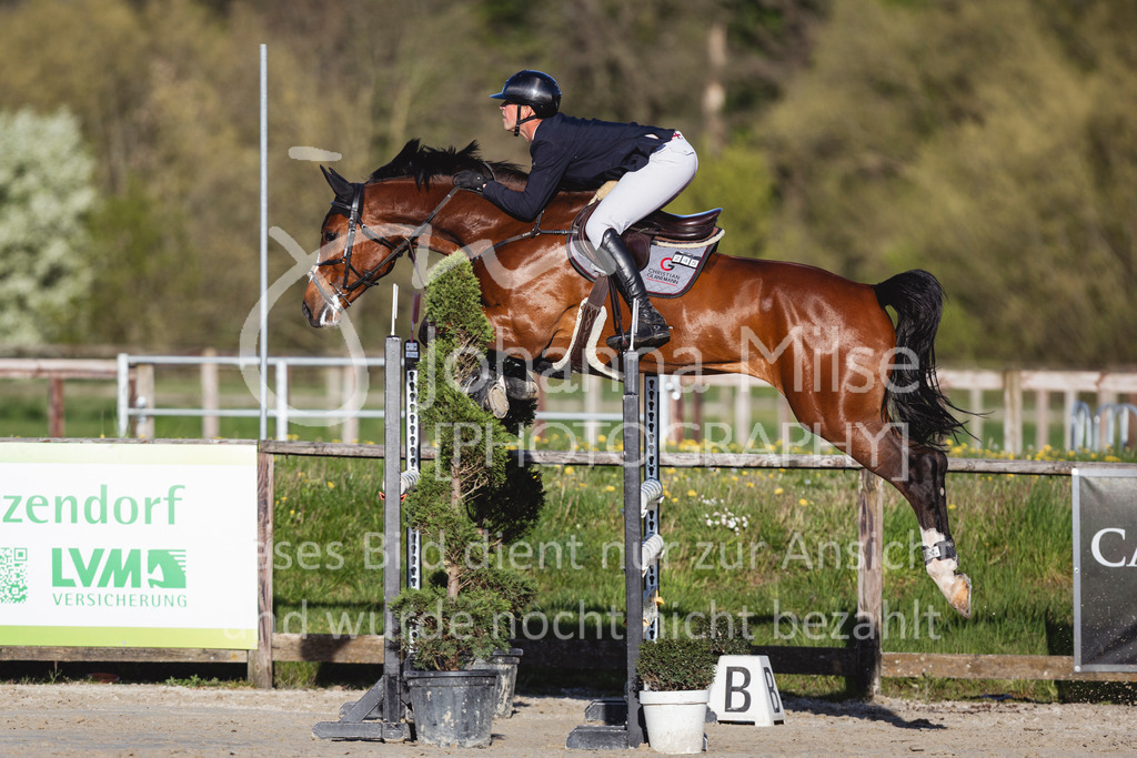 260421_Frühlingsfest_5_SprPf-M-522 | Deine schönsten Turniermomente als professionelle Fotos! Entdecke hochwertige Pferdesport-Fotografie im Online-Shop. Jetzt Fotos finden & bestellen!