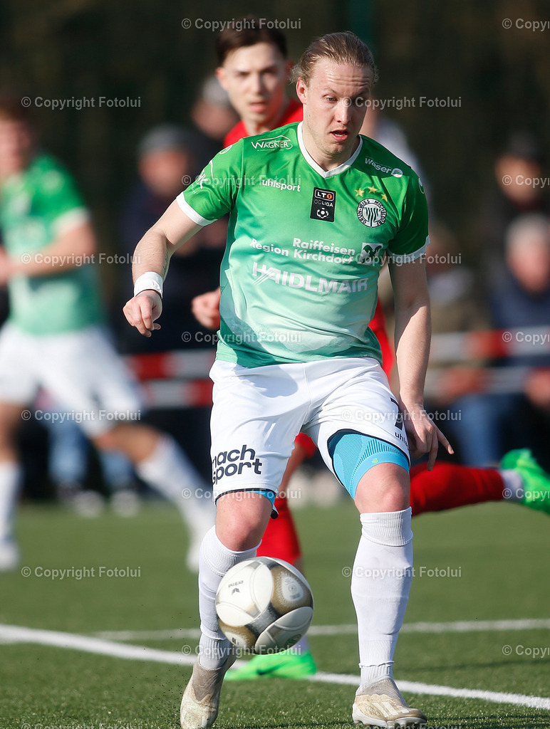 A_LUI_02032024_12 | SPORT,FUSSBALL LT1 OOE LIGA ASKOE OEDT-SV HAIDLMAIR GRUEN WEISS MICHELDORF 02.03.2024 IM BILD: LUCAS DAVID MAYR FAELTEN  (MICHELDORF) FOTO:FOTOLUI
