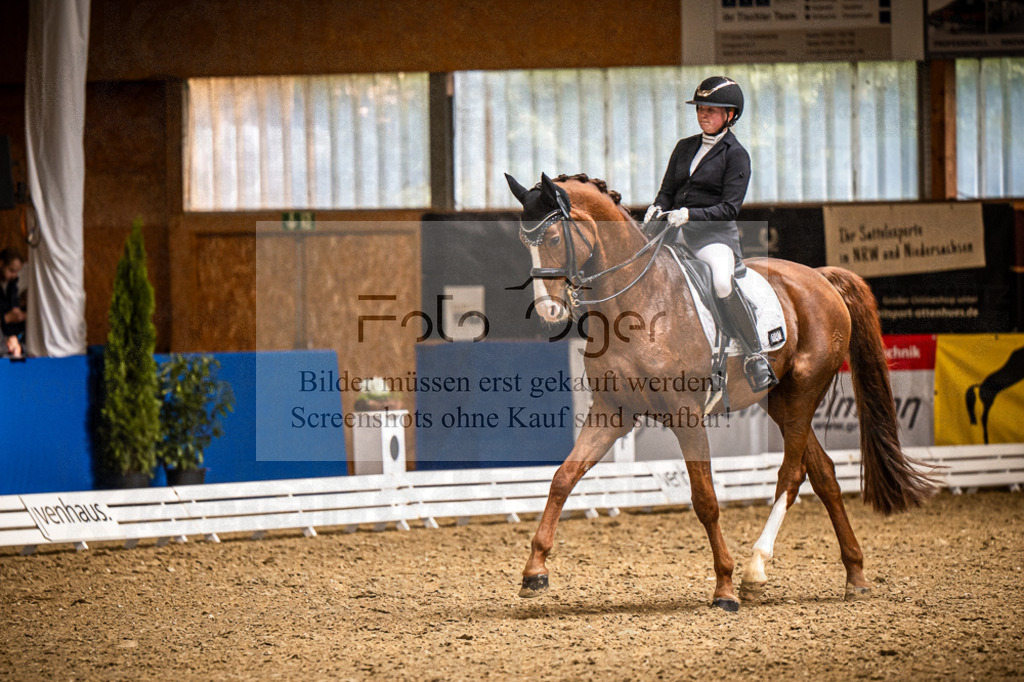 DOS_1211 | Entdecke hochwertige Reitturnierfotos von Foto Oger. Professionell, emotional und authentisch – jetzt Lieblingsmomente im Shop bestellen.Deutschlandweite Turnierfotografie. - Realisiert mit Pictrs.com
