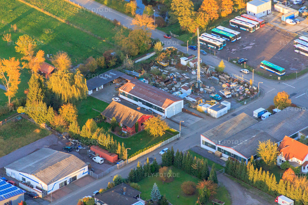 Luftbild: Bruchweg x Am Kleinwald in Herxheim bei Landau im Bundesland Rheinland-Pfalz in Deutschland. Foto: IMG_60714.jpg vom 24.10.2013 durch Werner Riehm/FLY-FOTO.deAuflösung des Originals: 4752 x 3168 px