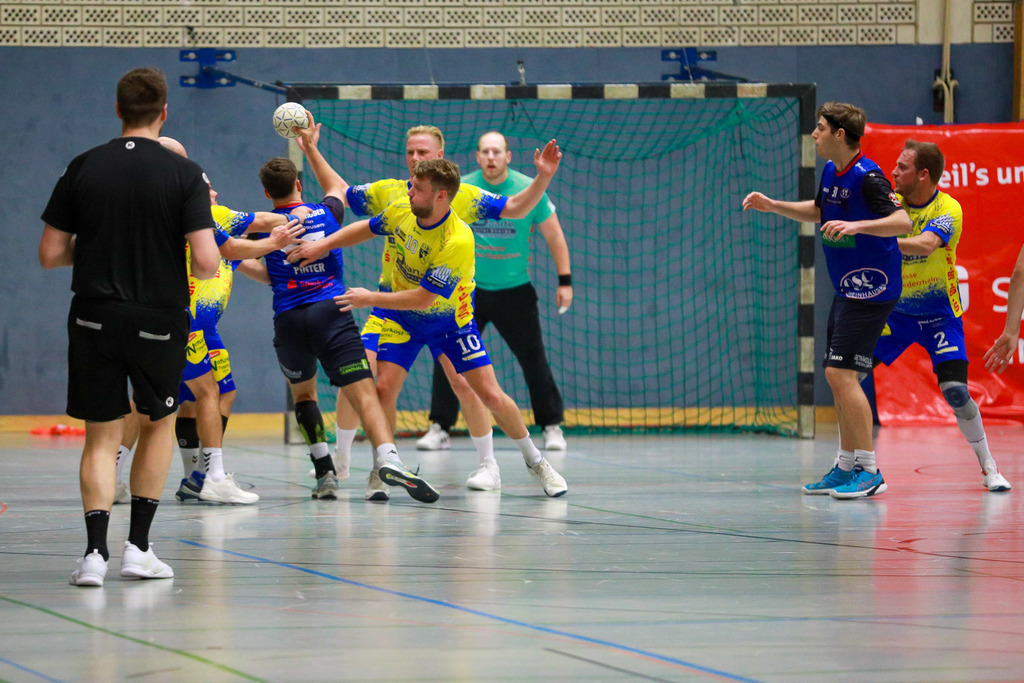 SVN_OscRheinhausen_021124_178 | Bildergalerie von Sport-Ereignissen aber auch von weiteren spannenden Dingen - nicht nur vom Niederrhein. In Anlehnung an den bekannten Spruch von Hanns Dieter Hüsch heißt das Motto: "Niederrhein ist überall".  - Realisiert mit Pictrs.com