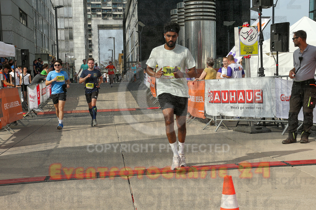 250920_1535_EX1_0131 | Sportfotografie im Rhein-Sieg Kreis, Köln, Bonn, NRW, Rheinland Pfalz, Hessen, etc. Unser Tätigkeitsfeld umfasst den Laufsport vom Volkslauf über den Marathon, Duathlon, Triathon bis zum Ultralauf wie Kölnpfad Ultra oder Schindertrail.