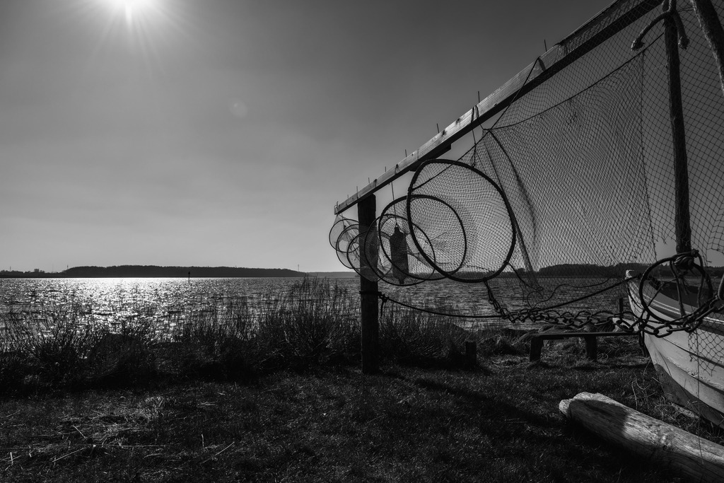 2025_03_28_OSTSEE-KAPPEL+MASSHOLM+QUERN_MCP7857 sw | Hochwertig gedruckte Fotografien für die Wand, als Kalender und zum Verschenken. Hamburg & Norddeutschland und überall wo ich mit der Kamera unterwegs war.