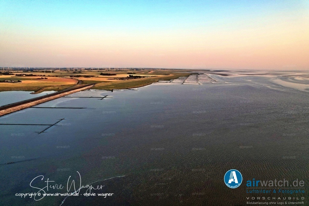 Eider-Sperrwerk - Nordfriesland  | Entdecken Sie atemberaubende Luftbilder und Fotografien auf airwatch.de - Tauchen Sie ein in eine Welt voller faszinierender Aufnahmen aus der Vogelperspektive.