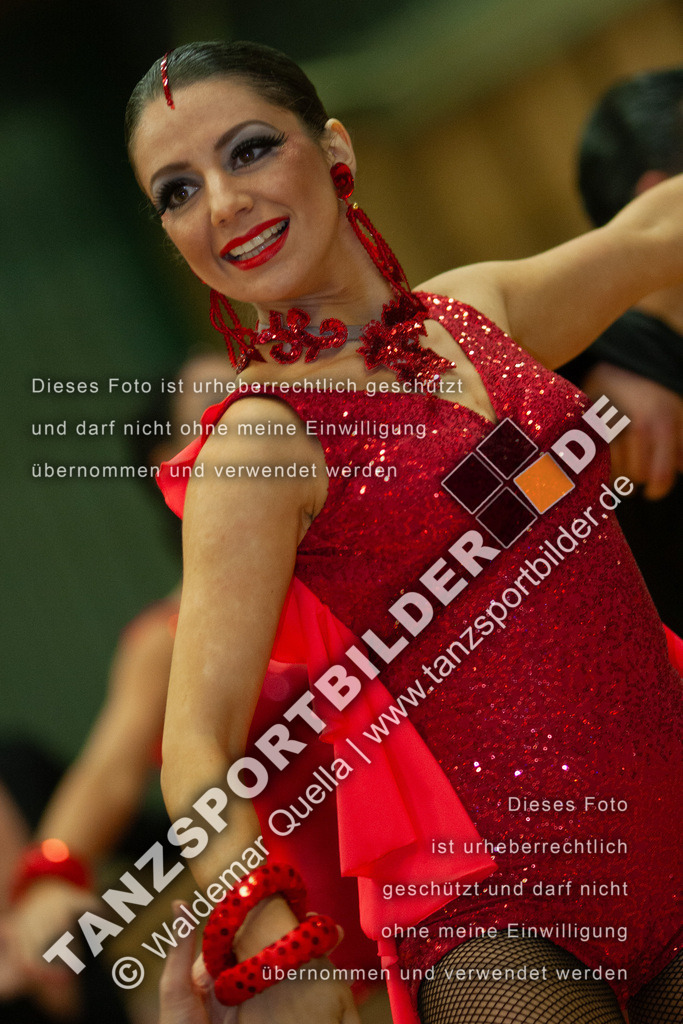 20090124-10195 | Hier finden Sie Tanz Bilder vom Latein und Standard Formationen tanzen. Sportbilder vom Tanzsport. Schöne Fotos und von Weltmeisterschaft, Europameisterschaft, Bundesliga, Regionalliga, Oberliga und Landesliga sowie von GOC Stuttgart, DanceComp, WM Bremen