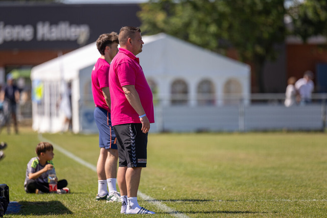 FC Scharbeutz 1 - Tema Chase Football Club I DanaCup 2026 033 | Herzlich willkommen in meiner Fotogalerie für Sportmannschaften. Schau gerne mal rein, vielleicht ist Dein Team ja auch dabei! Falls nicht, schreib mir und wir ändern das! :)  - Realisiert mit Pictrs.com