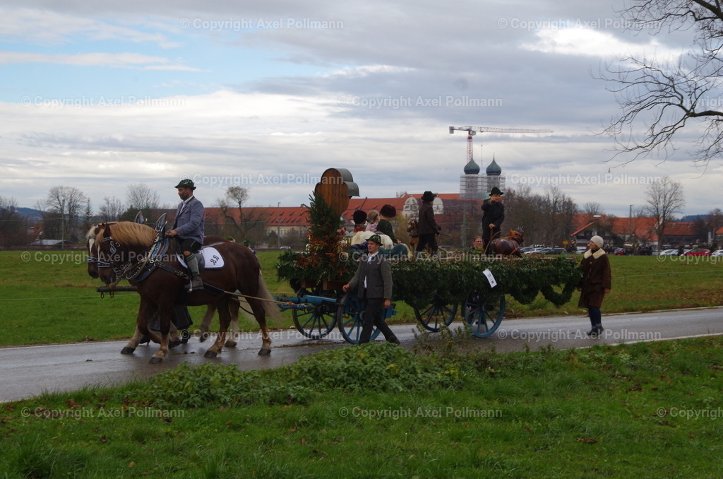 IMGP9906 | fotografiert von Axel PollmannLeonhardi Wallfahrt Benediktbeuern und Murnau, Fronleichnam, Fasching, Landschaft im Loisachtal und Benediktbeuern  - Realisiert mit Pictrs.com