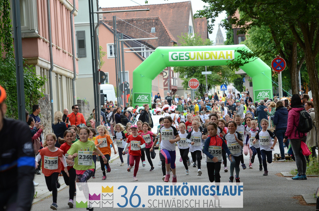 AOK Junior Cup 400m | 3Königslauf 2022 AOK Junior Cup 400m - Realisiert mit Pictrs.com