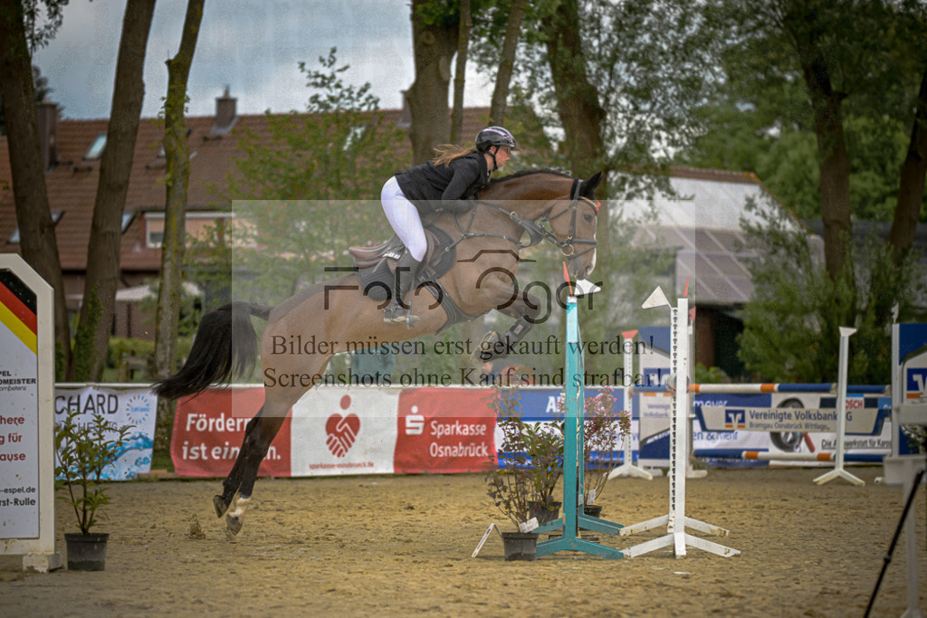 20240505-DOS_9239 | Entdecke hochwertige Reitturnierfotos von Foto Oger. Professionell, emotional und authentisch – jetzt Lieblingsmomente im Shop bestellen.Deutschlandweite Turnierfotografie. - Realisiert mit Pictrs.com
