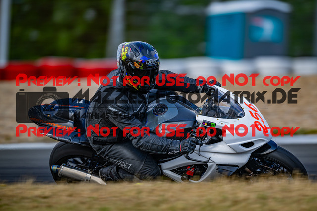 MaZZes_FotoMatrix_230719_6849 | GRUEN