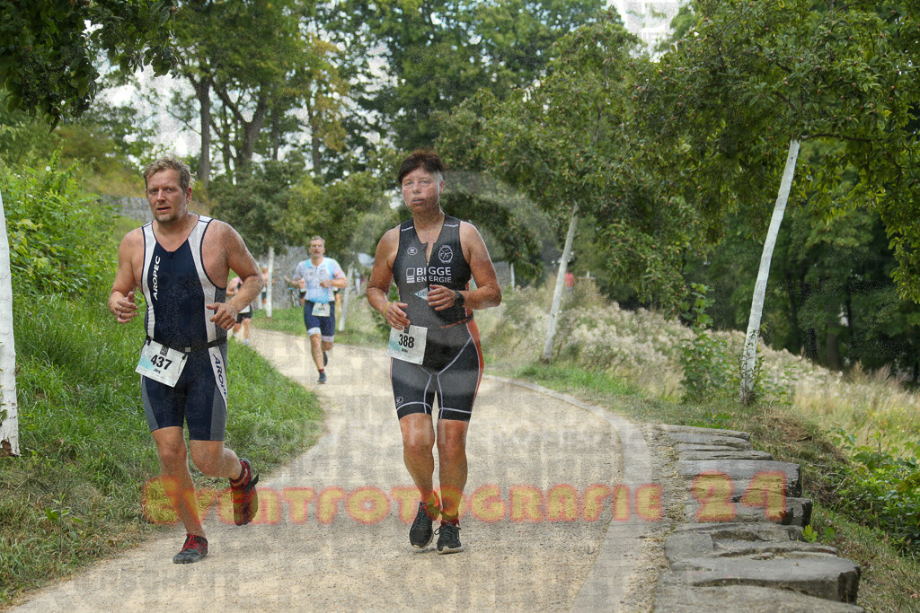 250824_1400_EX1_4582 | Sportfotografie im Rhein-Sieg Kreis, Köln, Bonn, NRW, Rheinland Pfalz, Hessen, etc. Unser Tätigkeitsfeld umfasst den Laufsport vom Volkslauf über den Marathon, Duathlon, Triathon bis zum Ultralauf wie Kölnpfad Ultra oder Schindertrail.