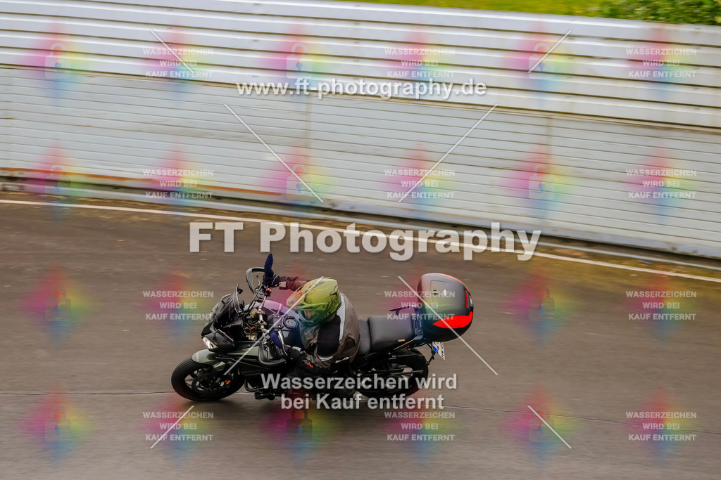 OBK-5868 | Hier findet Ihr Bilder von Touristenfahrten auf der Nürburgring Nordschleife oder von anderen Veranstaltungen die ich besucht habe. Viel Spass beim Durch Schauen 