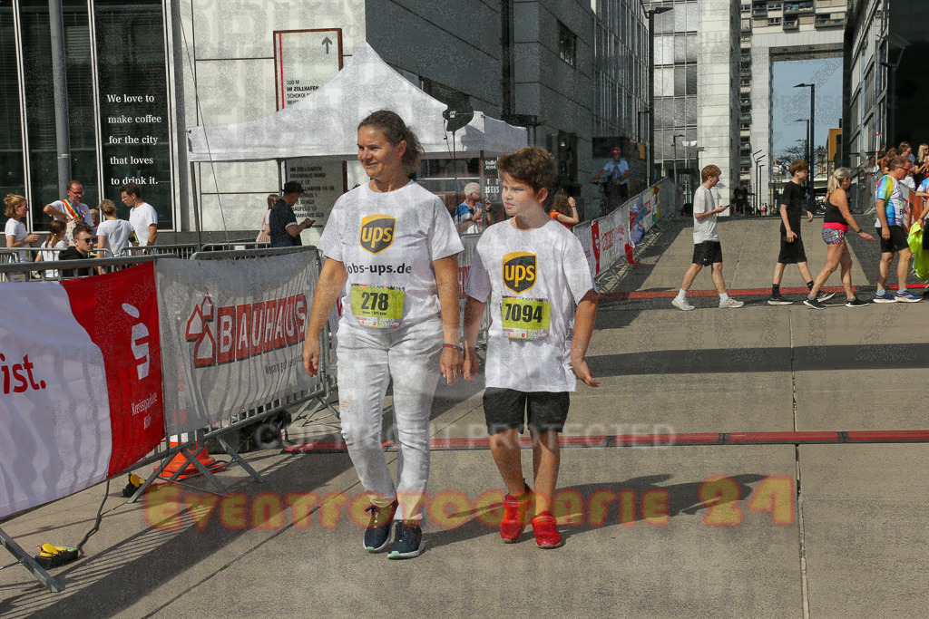 250920_1359_EX1_7203 | Sportfotografie im Rhein-Sieg Kreis, Köln, Bonn, NRW, Rheinland Pfalz, Hessen, etc. Unser Tätigkeitsfeld umfasst den Laufsport vom Volkslauf über den Marathon, Duathlon, Triathon bis zum Ultralauf wie Kölnpfad Ultra oder Schindertrail.