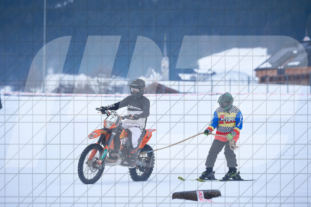 11. Holzknecht Skijöring | Skijöring am 24.01.2026: 11. Holzknecht Skijöring in Gosau am Dachstein, Oberösterreich, ÖsterreichFoto: © 2026 Martin Bihounek | mb-creative.eu