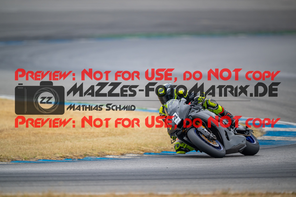 MaZZes-Fotomatrix-20260809-578156 | R1