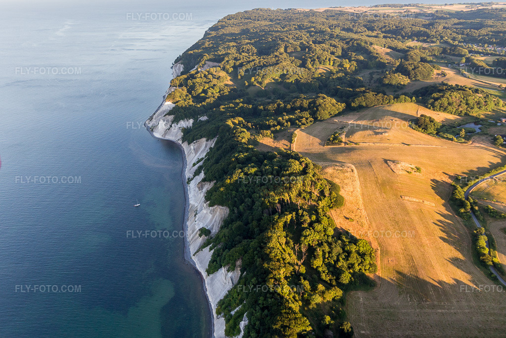 Aerial view: View of the town in Borre in the state Zealand, Denmark. – Photo: IMG_108656.jpg taken on 07/04/2018 by Werner Riehm/FLY-FOTO.com – Resolution of the original: 4819 x 3213 px
