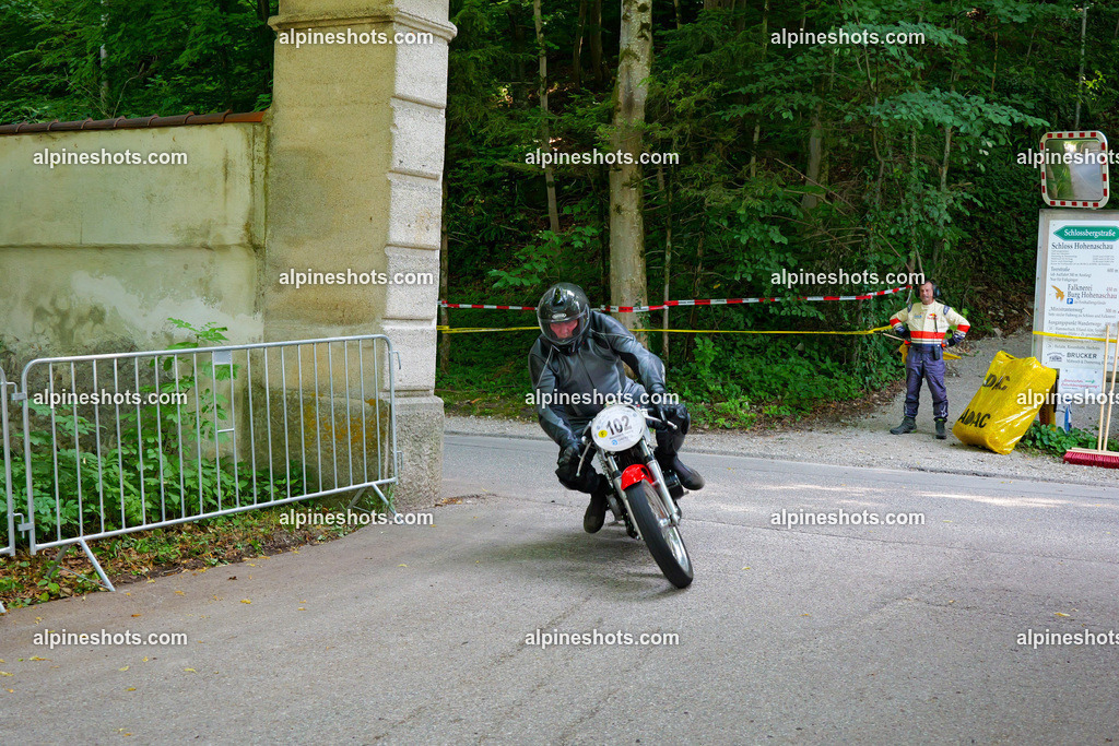 P1014932 | Erleben Sie atemberaubende, hochqualitative Fotos Ihrer Fahrt entlang der malerischen Alpenstraßen. Besuchen Sie alpineshots.com, um professionelle Aufnahmen Ihrer unvergesslichen Reise zu finden und zu kaufen - Realisiert mit Pictrs.com