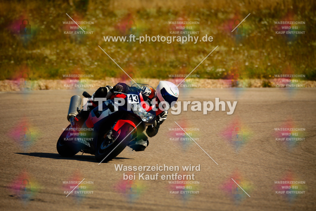 _MOT8906 | Hier findet Ihr Bilder von Touristenfahrten auf der Nürburgring Nordschleife oder von anderen Veranstaltungen die ich besucht habe. Viel Spass beim Durch Schauen 