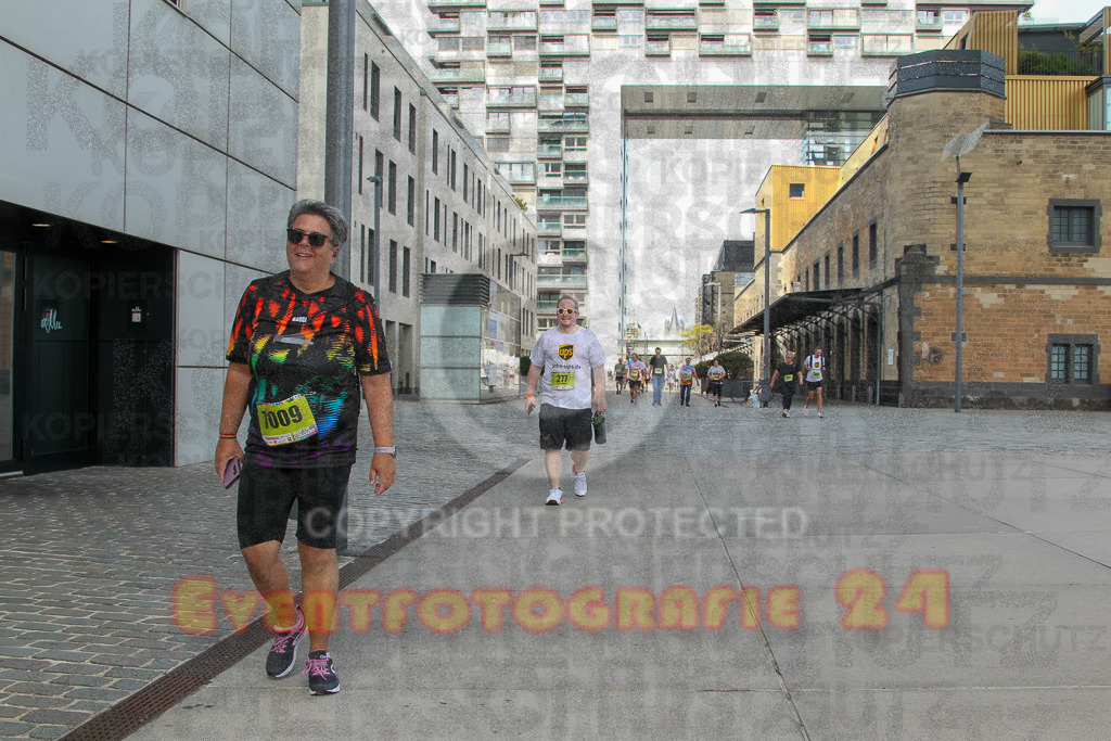 250920_1347_EV4_6671 | Sportfotografie im Rhein-Sieg Kreis, Köln, Bonn, NRW, Rheinland Pfalz, Hessen, etc. Unser Tätigkeitsfeld umfasst den Laufsport vom Volkslauf über den Marathon, Duathlon, Triathon bis zum Ultralauf wie Kölnpfad Ultra oder Schindertrail.