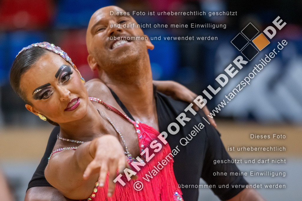 20260328-02363 | Hier finden Sie Tanz Bilder vom Latein und Standard Formationen tanzen. Sportbilder vom Tanzsport. Schöne Fotos und von Weltmeisterschaft, Europameisterschaft, Bundesliga, Regionalliga, Oberliga und Landesliga sowie von GOC Stuttgart, DanceComp, WM Bremen