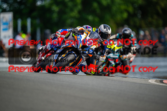 MaZZes_FotoMatrix_240726_6007705_4604 | STK