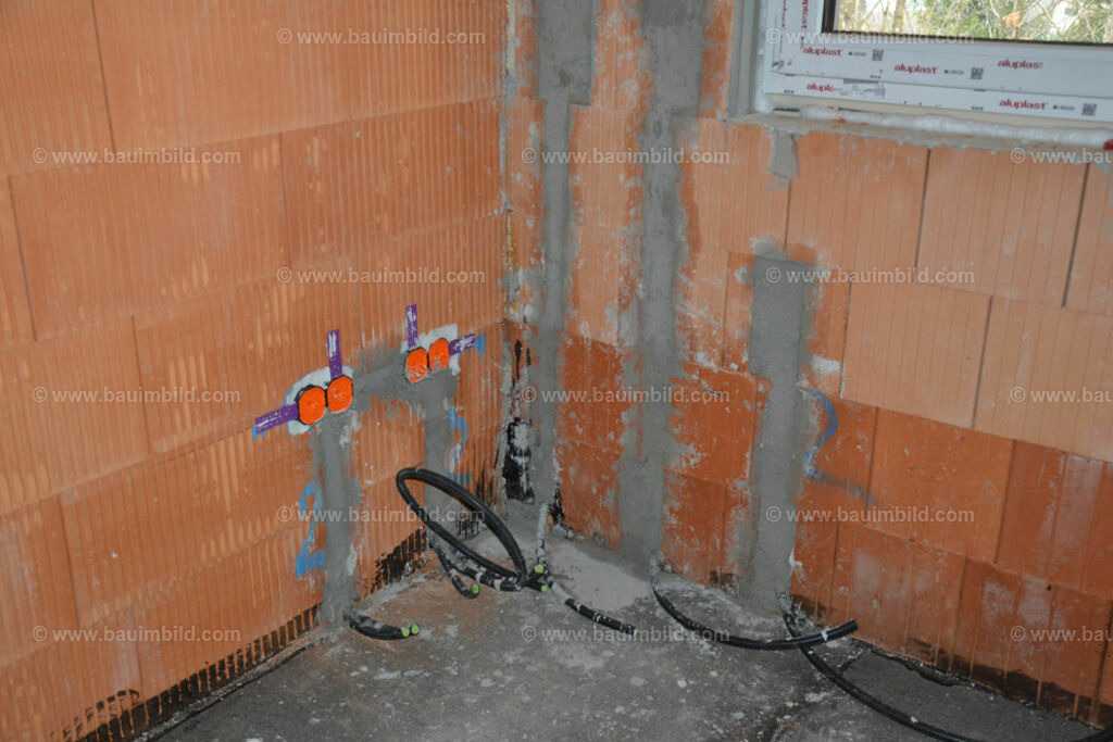 bib-lg07-mauerarbeiten-0273 | Nach LV-Leistungsgruppen sortierte Detailfotos über den Bau eines Hauses. Alle Hausbau-Bilder direkt vom Urheber und Autor der Website Haus-Selber-Bauen.com
