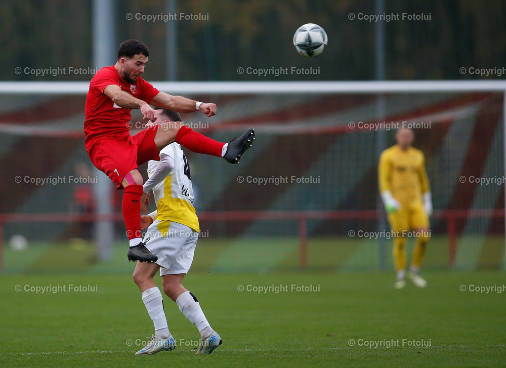 A_LUI_021124_09 | SPORT FUSSBALL ASKOE OEDT-HAKA TRAUN 02.11.2024 IM BILD : ALBI MUHAREMI(OEDT1B) UND RENE KOBER (TRAUN)FOTO:FOTOLUI