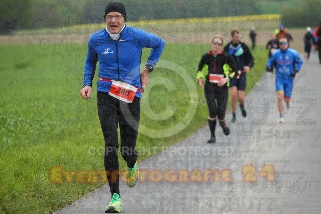 240421_1045_EV4_3472 | Sportfotografie im Rhein-Sieg Kreis, Köln, Bonn, NRW, Rheinland Pfalz, Hessen, etc. Unser Tätigkeitsfeld umfasst den Laufsport vom Volkslauf über den Marathon, Duathlon, Triathon bis zum Ultralauf wie Kölnpfad Ultra oder Schindertrail.