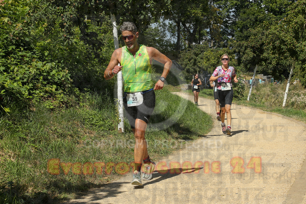250824_1233_EX1_9721 | Sportfotografie im Rhein-Sieg Kreis, Köln, Bonn, NRW, Rheinland Pfalz, Hessen, etc. Unser Tätigkeitsfeld umfasst den Laufsport vom Volkslauf über den Marathon, Duathlon, Triathon bis zum Ultralauf wie Kölnpfad Ultra oder Schindertrail.