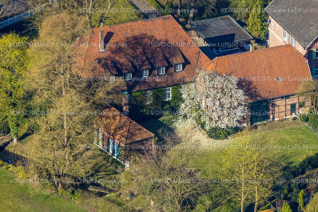 Nordkirchen250401086 | Luftbild, Wohnhaus Schloßstraße, Nordkirchen, Münsterland, Nordrhein-Westfalen, Deutschland