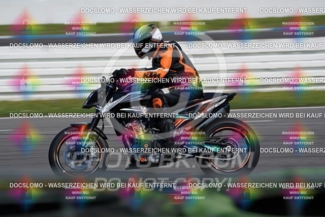 2022_05_09_PBK_21875 | Sportfotografie; SlowMotion; Video; Rennstrecke; Hafeneger; RSE; Speer; Trackday; Motorsportarena; Hockenheimring; Brno; Most; Barcelona; Valencia, Benny; Kaetzmer;