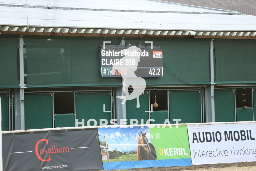 DL2Q2972 | Willkommen bei Brunnmayr - Design & Fotografie – Ihrem Spezialisten für Reitturniere und Pferdeveranstaltungen in Oberösterreich, Salzburg und Bayern! Seit über 17 Jahren sind wir leidenschaftlich dabei.