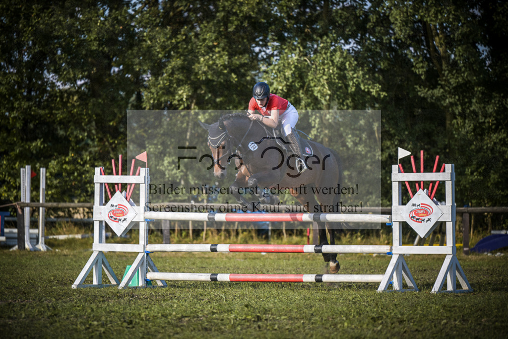 DOS_0912 | Entdecke hochwertige Reitturnierfotos von Foto Oger. Professionell, emotional und authentisch – jetzt Lieblingsmomente im Shop bestellen.Deutschlandweite Turnierfotografie. - Realisiert mit Pictrs.com