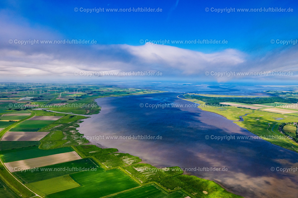 Eider Sperrwerk_ELS_8391100623 | WESSELBURENERKOOG 10.06.2023 Sperrwerk- Schleusenanlagen Eider-Sperrwerk der WSV Wasser- und Schifffahrtsverwaltung des Bundes in Wesselburenerkoog im Bundesland Schleswig-Holstein. Weiterführende Informationen bei: Wasser und Schifffahrtsverwaltung des Bundes (WSV). // Lockage of the Eider-Sperrwerk in Wesselburenerkoog in the state Schleswig-Holstein. Further information at: Wasser und Schifffahrtsverwaltung des Bundes (WSV). Foto: Martin Elsen