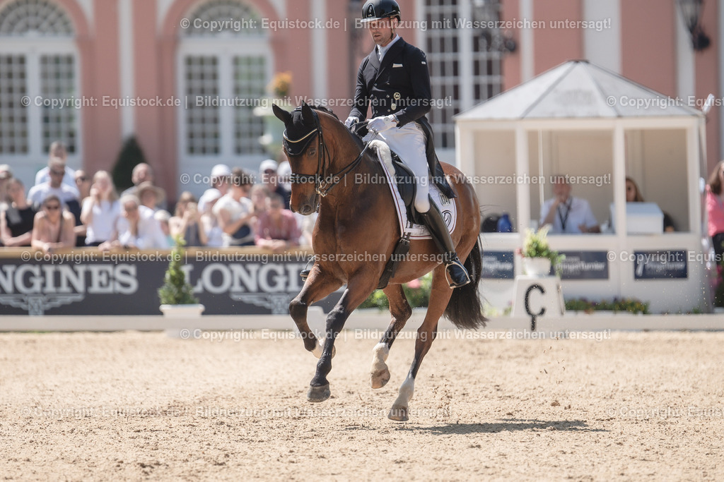 20230528_03_GP-Special-Tour_0197 | equistock