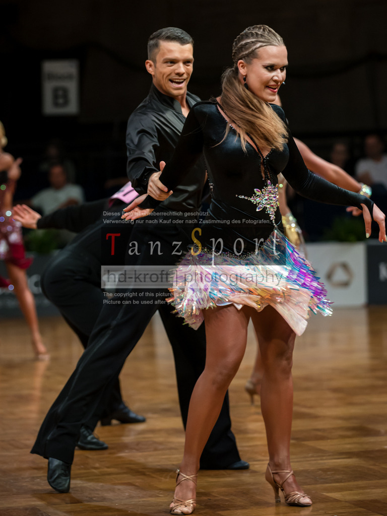 20250819_GOC-Adult-Lat_1422-2 | Tanzsportbilder, Standardtanz, Lateintanz, WDSF, DTV, LTVB, dancecomp, goc, hessen tanzt, blaues band der spree, walzer, tango, wiener walzer, slowfox, quickstepp, samba, rumba, cha-cha-cha, paso doble. jive, hd-kroft photography, turniertanzsport