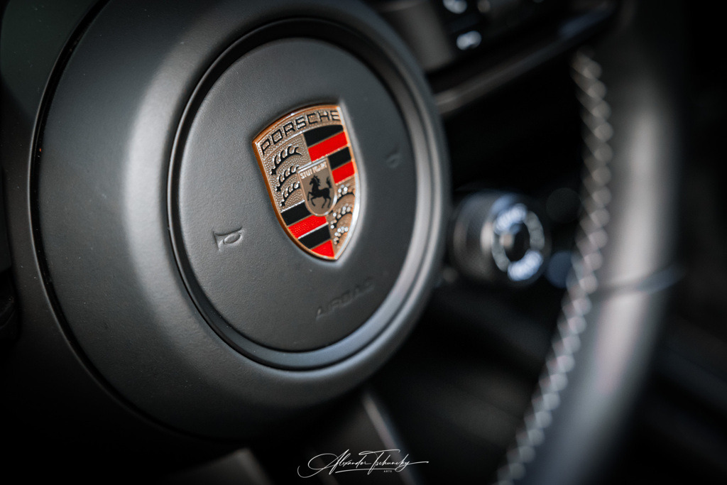R6PZ3594 _AL | Entdecken Sie die faszinierende Welt von Alexander Tschuncky Arts: Kreative Fotografie, atemberaubende Automobilkunst und hochwertiger Bilderdruck. Lassen Sie sich inspirieren! - Realisiert mit Pictrs.com