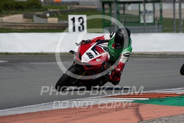 2025_03_25_PBK_12112 | Sportfotografie; SlowMotion; Video; Rennstrecke; Hafeneger; Speer; Racing; RSE; BMW; CBO; Trackday; Motorsportarena; Hockenheimring; Brno; Most; Barcelona; Valencia