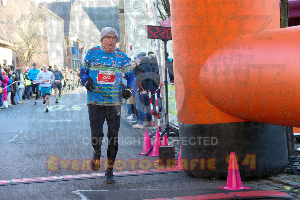 241201_1228_EX1_2284 | Sportfotografie im Rhein-Sieg Kreis, Köln, Bonn, NRW, Rheinland Pfalz, Hessen, etc. Unser Tätigkeitsfeld umfasst den Laufsport vom Volkslauf über den Marathon, Duathlon, Triathon bis zum Ultralauf wie Kölnpfad Ultra oder Schindertrail.