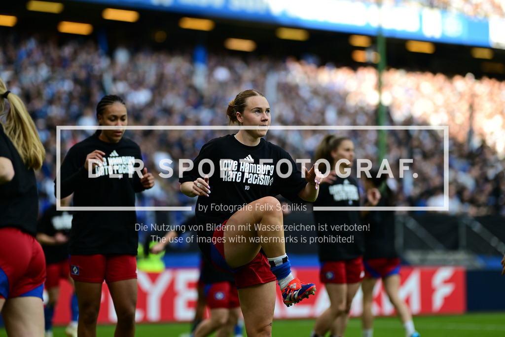Fußball I Frauen I Saison 2024-2025 I DFB-Pokal I Halbfinale I Hamburger SV - SV Werder Bremen I 30723 | Der Sportfotograf. - Realisiert mit Pictrs.com