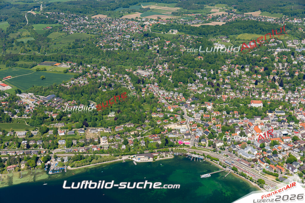 Aktuelles Luftbild von  Starnberg - Die Luftaufnahme wurde 2021 mittels UL-Flugzeug erstellt ( keine Drohne ) - hochauflösende Kamera-Systeme von  Canon -Beste Qualität - Für grossformatige Ausdrucke geeignet. Die Geschenkidee !