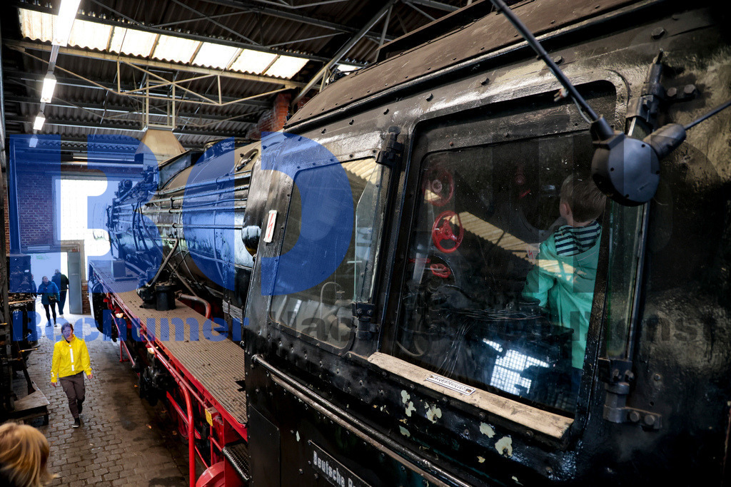  15.10.2023 - 
 | Sebastian Sendlak / Bochumer Nachrichtendienst (BOND) - Herbstfest im Eisenbahnmuseum Bochum - Realisiert mit Pictrs.com
