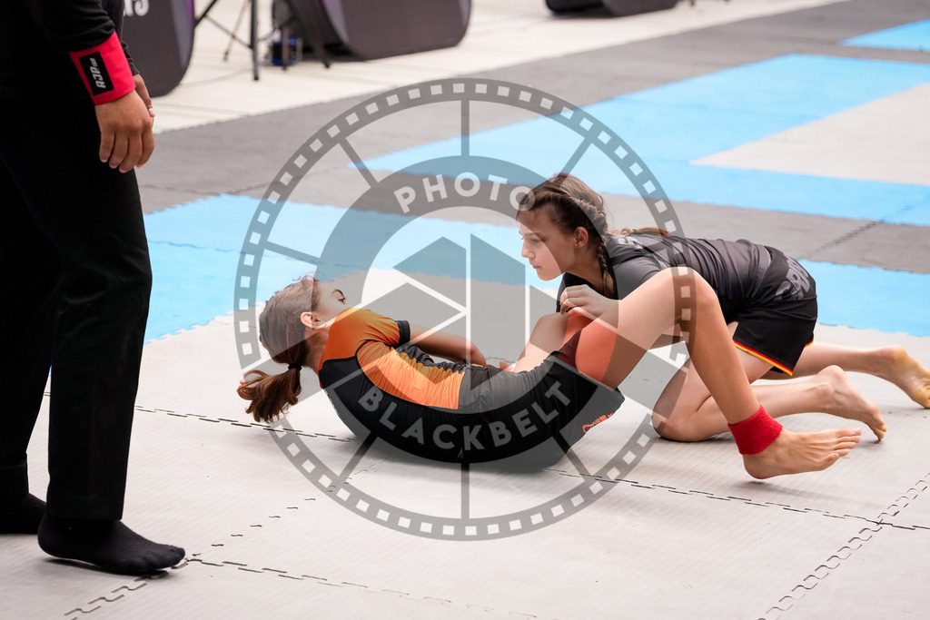 20250920PBB4162 | Athletes compete during the AJP Tour Hamburg International Jiu-Jitsu Championship, on September 20, 2025 in Hamburg, Germany. © Chiara Dazi / photoblackbelt