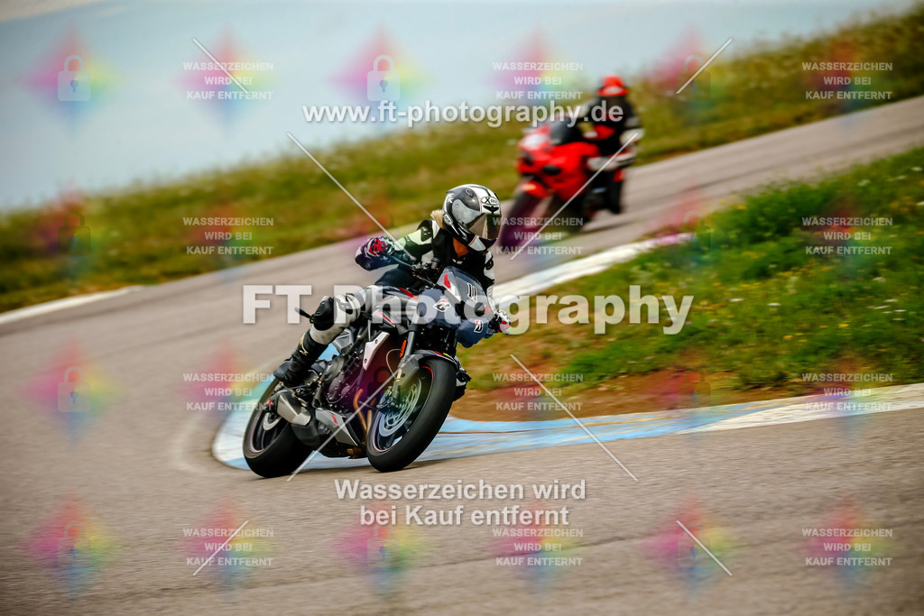 Chambley Juli-2712 | Hier findet Ihr Bilder von Touristenfahrten auf der Nürburgring Nordschleife oder von anderen Veranstaltungen die ich besucht habe. Viel Spass beim Durch Schauen 