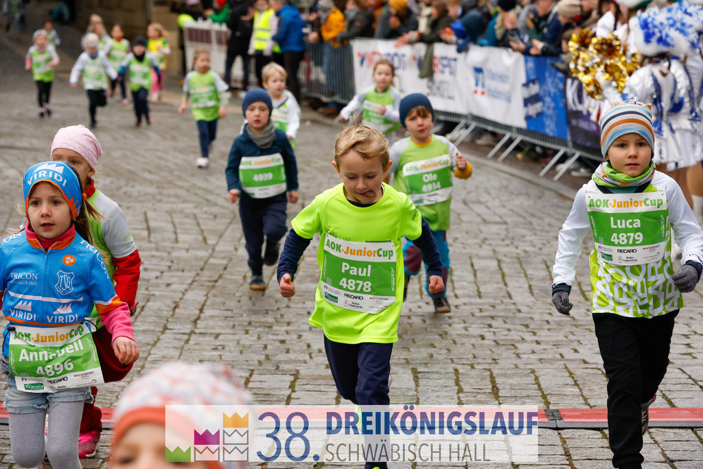 400m AOK Junior Cup | 3 Koenigslauf 2024 400m AOK Junior Cup - Realisiert mit Pictrs.com