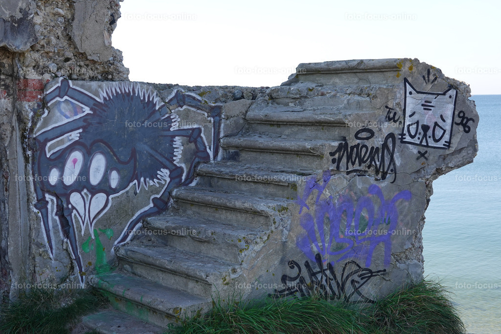 Ruins of the naval port | Lettland