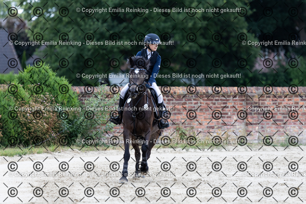 CL5A5970 | Emilia Reinking Fotografie - Realisiert mit Pictrs.com